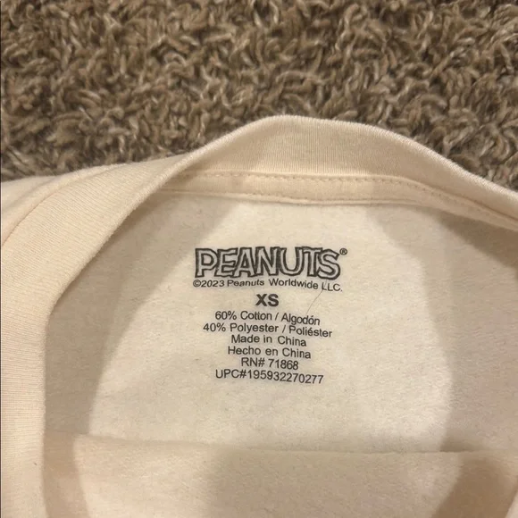 Peanuts Cream XS Sweatshirt - Picture 2 of 4